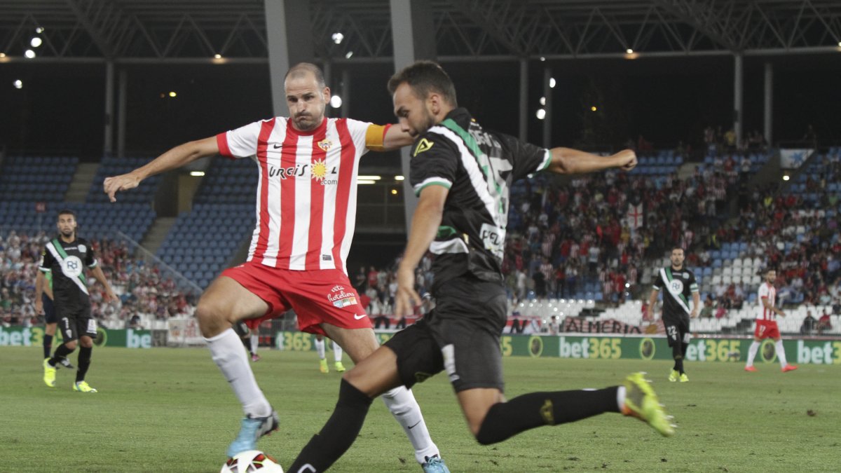 Soriano en un Almería-Córdoba en el Mediterráneo.