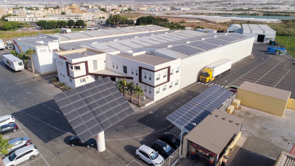 Instalaciones de Escobi, S.L. ubicadas en Las Norias de Daza (El Ejido).