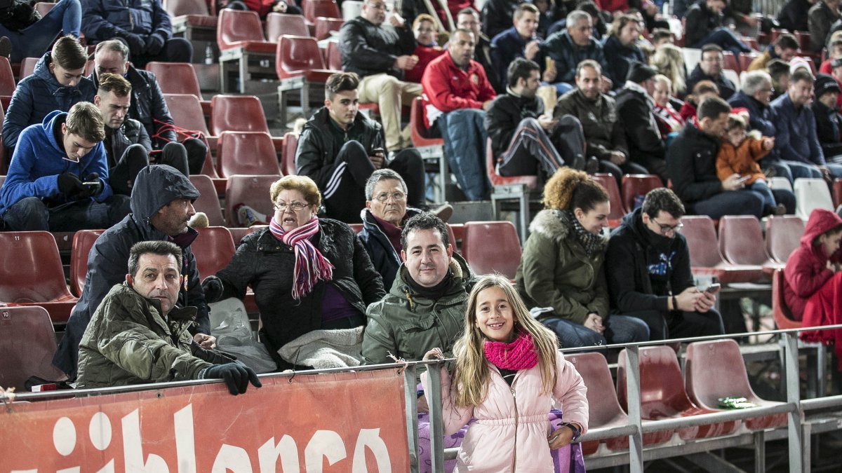 Hasta en los fondos se vio cemento en el Mediterráneo.