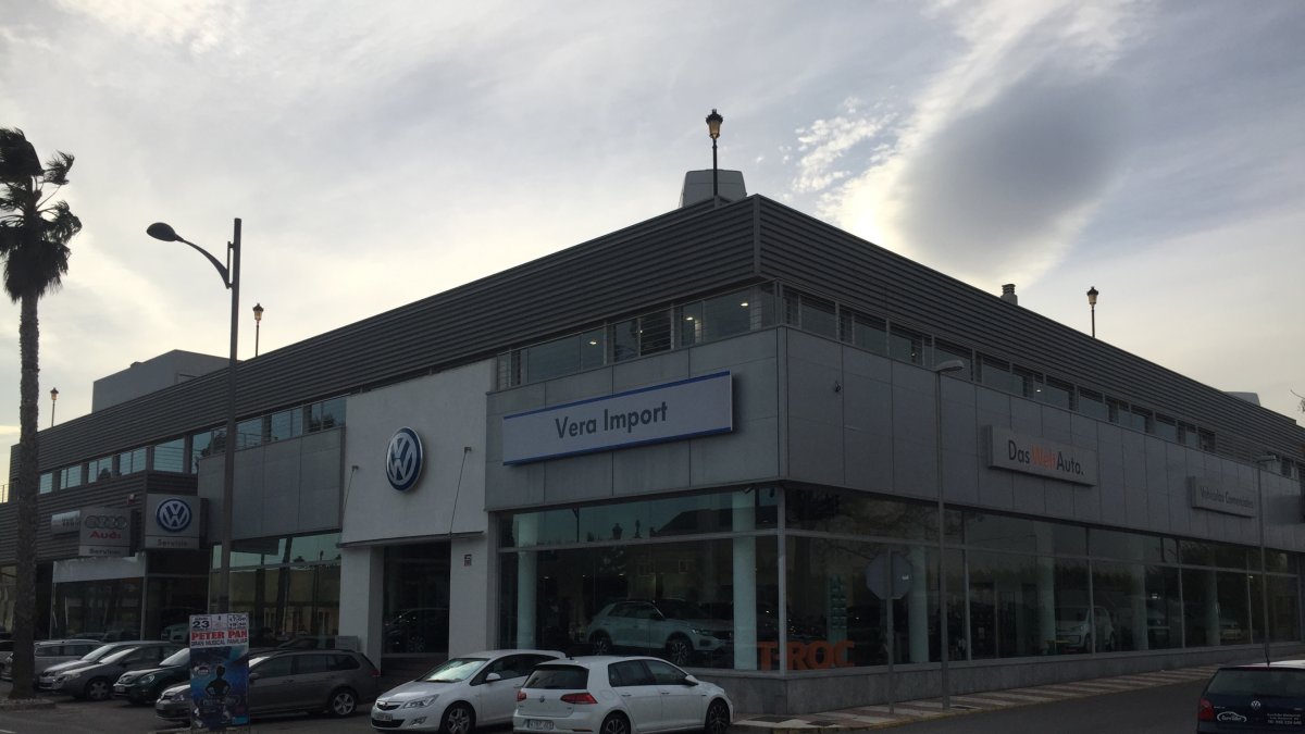 Concesionario Volkswagen en Roquetas de Mar, en Carretera Alicún, 125.