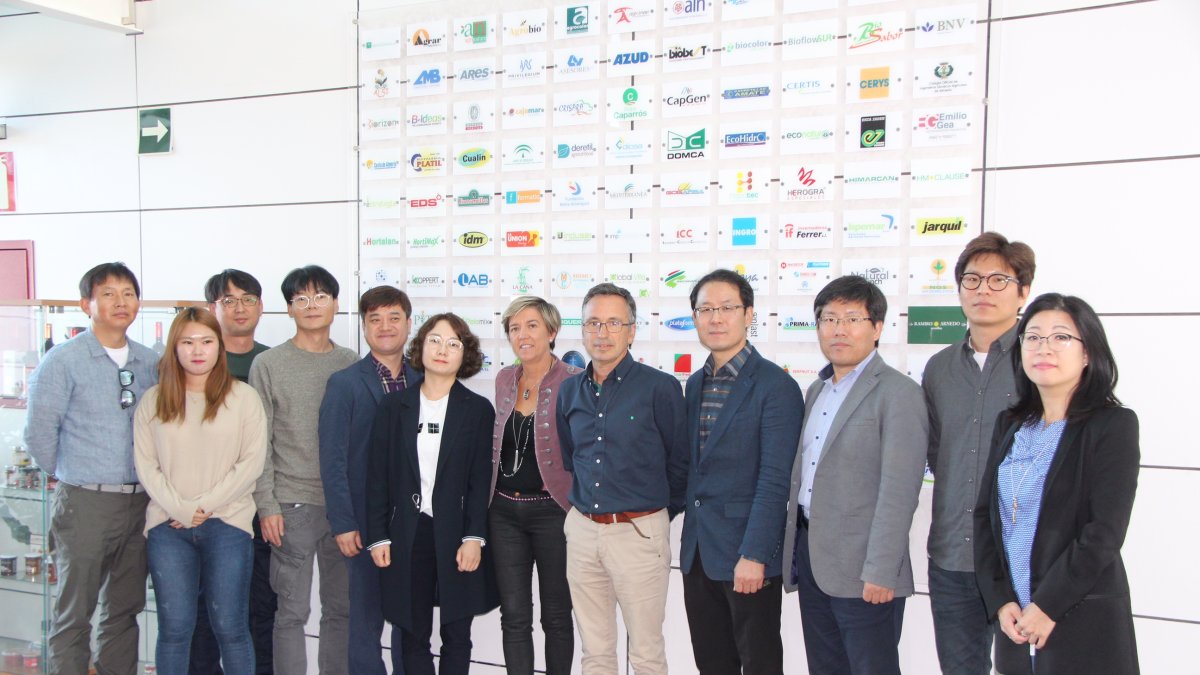 Imágenes de la visita de la delegación coreana al Centro Tecnológico Tecnova.