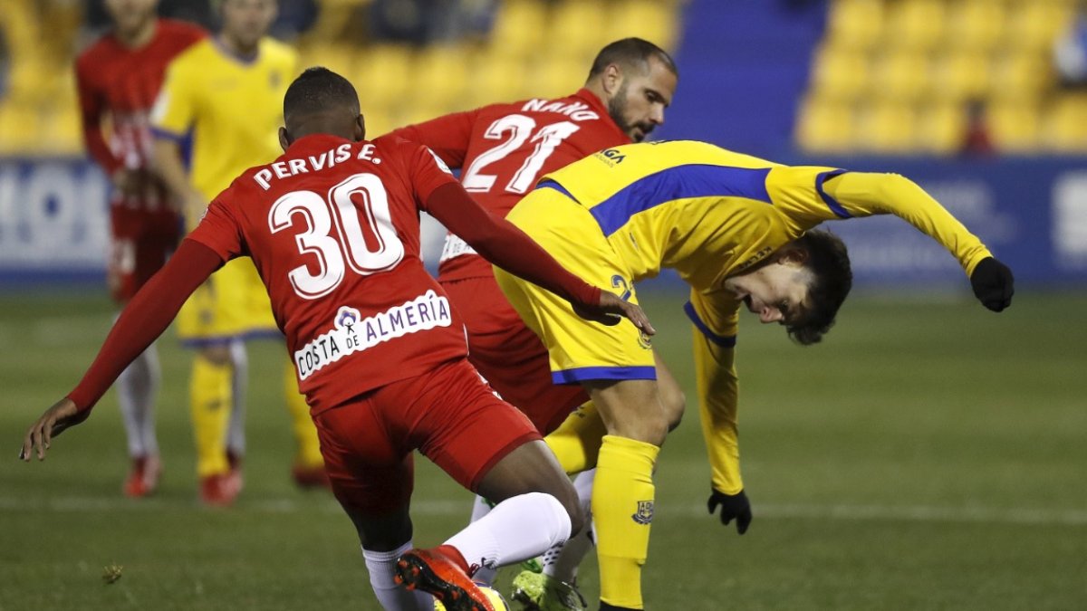 Una jugada del partido.