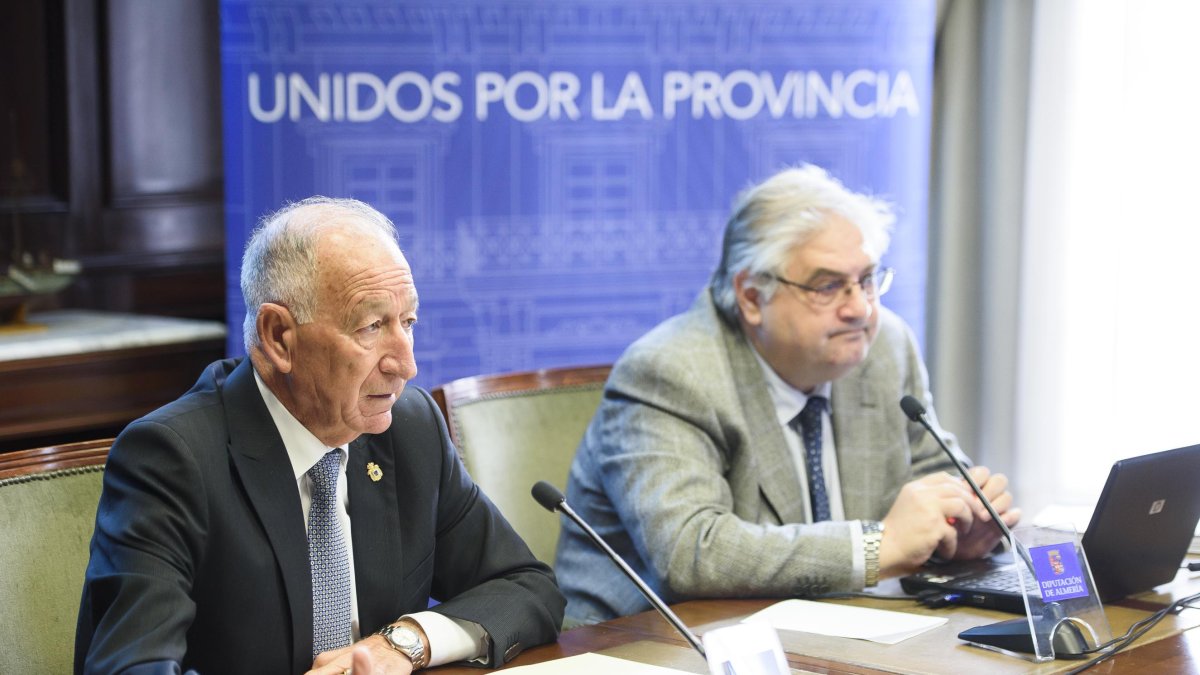 Amat y Alías en la presentación del presupuesto para 2018.