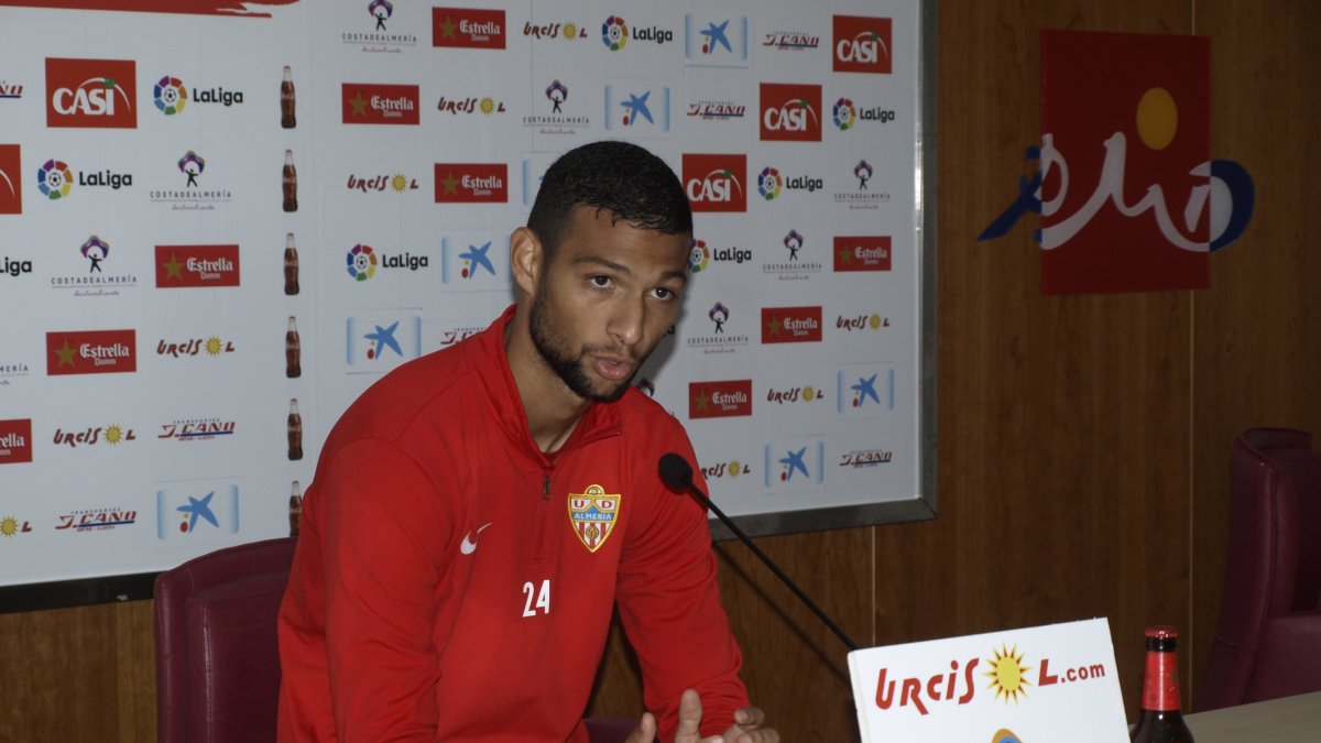 Joaquín Fernández en sala de prensa.