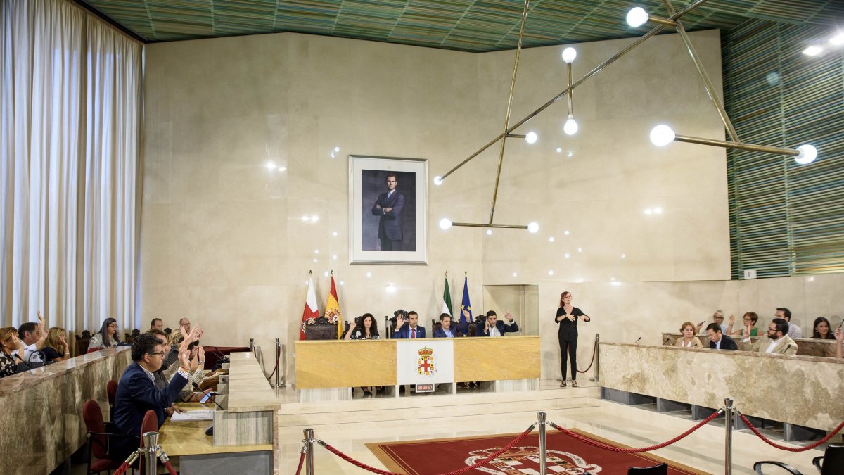Pleno municipal del Ayuntamiento de Almería que deberá aprobar las cuentas para el presente año.