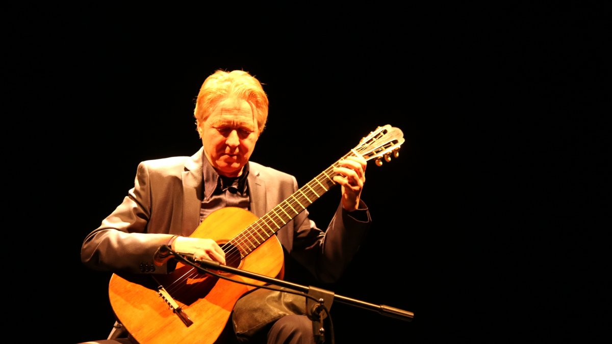 Un momento del concierto del guitarrista austriaco Wulfin Lieske, el pasado lunes en el Apolo.