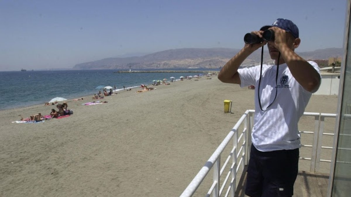 Los socorristas estarán hasta el mes de octubre.