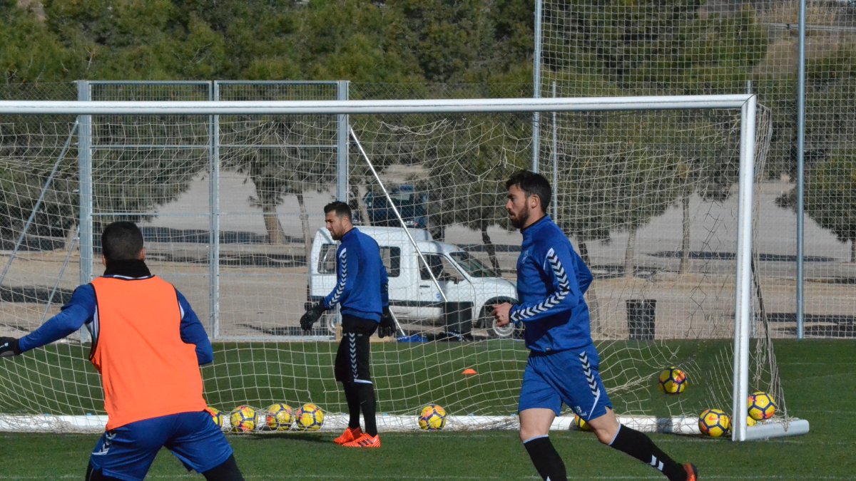 Molo deja de pertenecer al Lorca.
