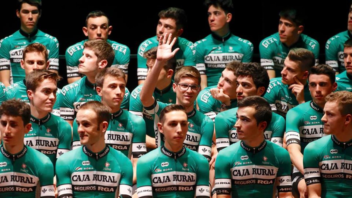 Cristian Rodríguez durante su presentación con el Caja Rural - Seguros RGA