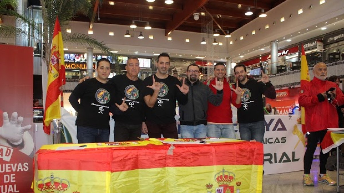 Concentración de agentes de Almería en Madrid