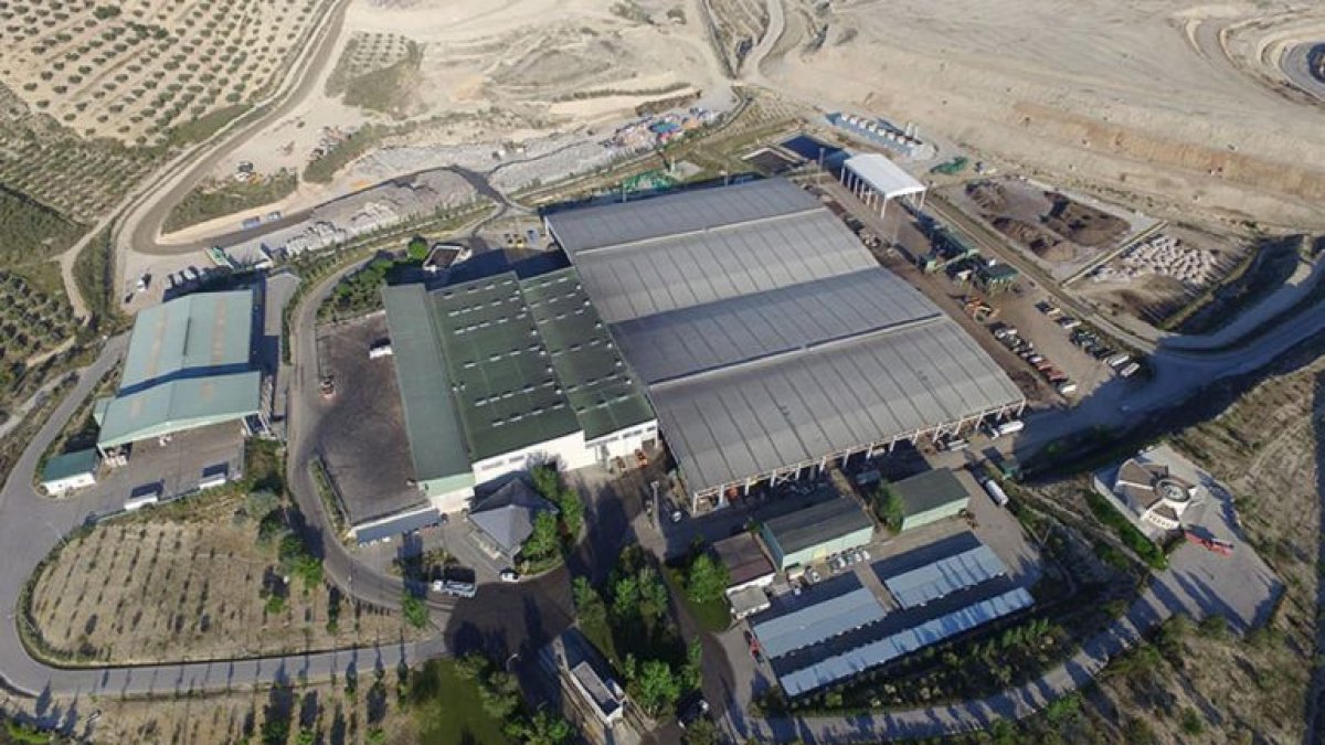 Instalaciones de la planta de Alhendín. / www.resurgranada.es