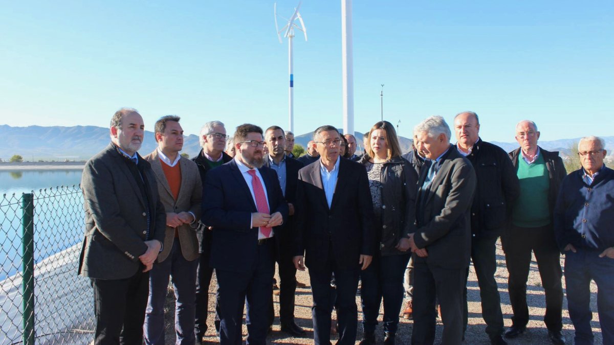 Visita del consejero de Agricultura, Rodrigo Sánchez Haro, a la comunidad de regantes El Saltador.