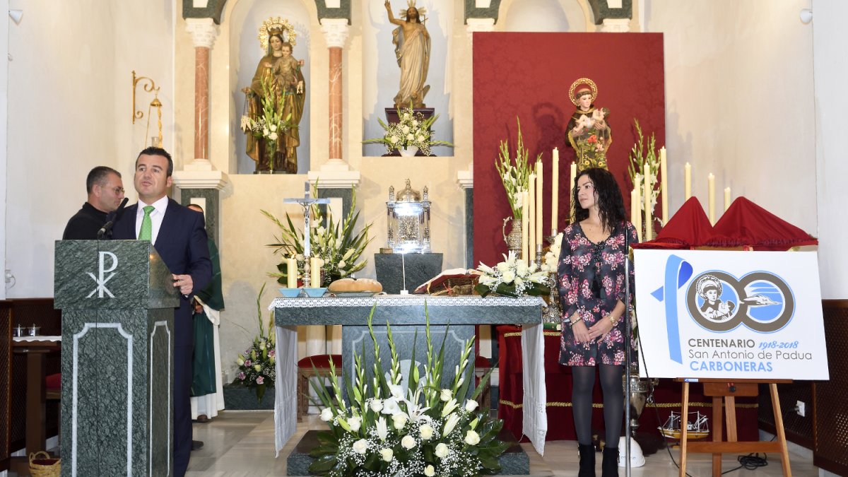 El alcalde en la presentación del logotipo.