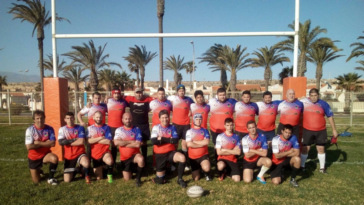 La familia del rugby en Roquetas.