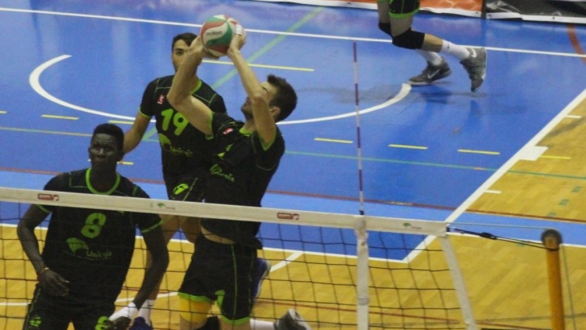 Unicaja Almería fue superior.