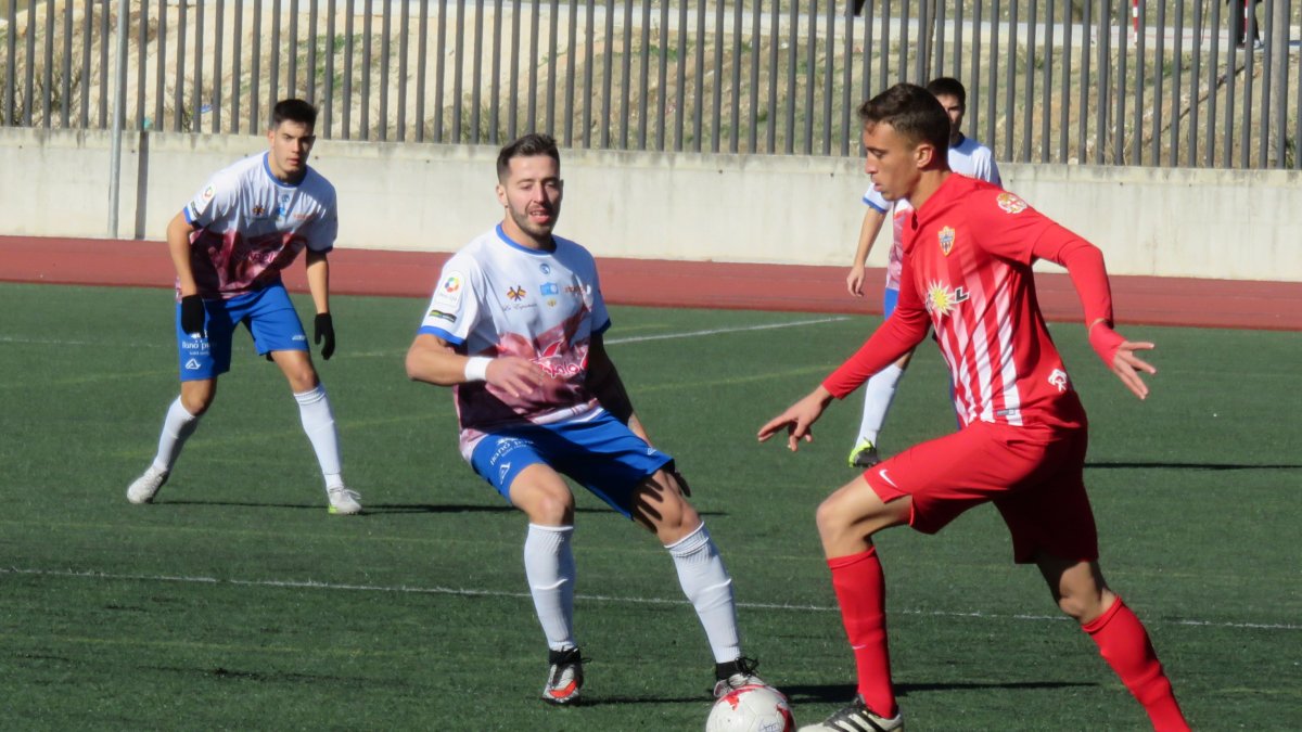 Sofián en el Loja-Almería B.