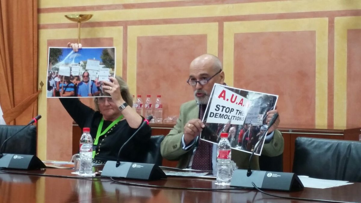 Comparecencia en el Parlamento años atrás de representantes y miembros de AUAN.