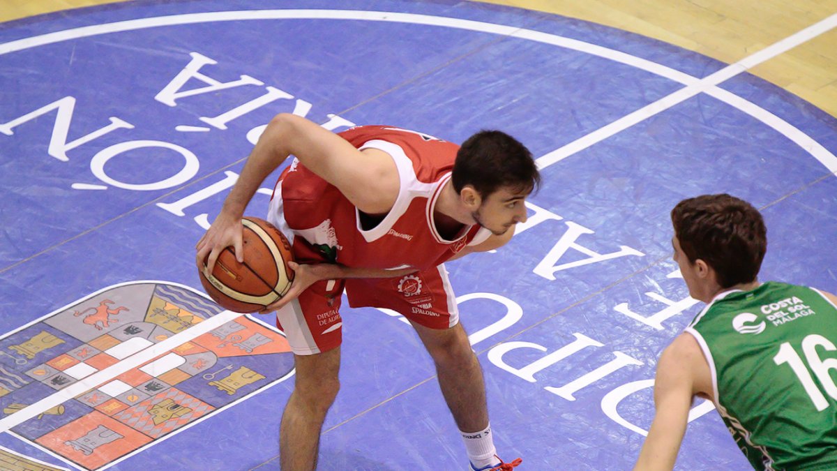 Luis Rueda.