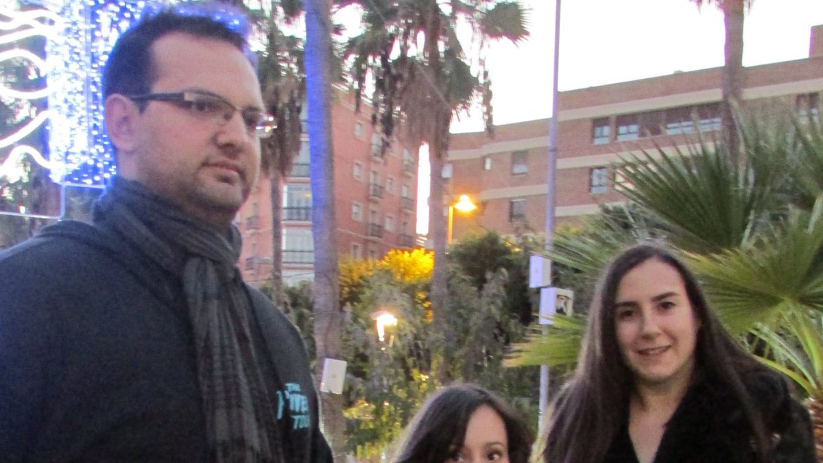 El equipo, con la ausencia de Marina, formado por Fátima, Patricia y Eduardo.