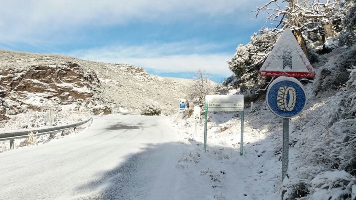 Imagen de la Diputación de los accesos a La Ragua.