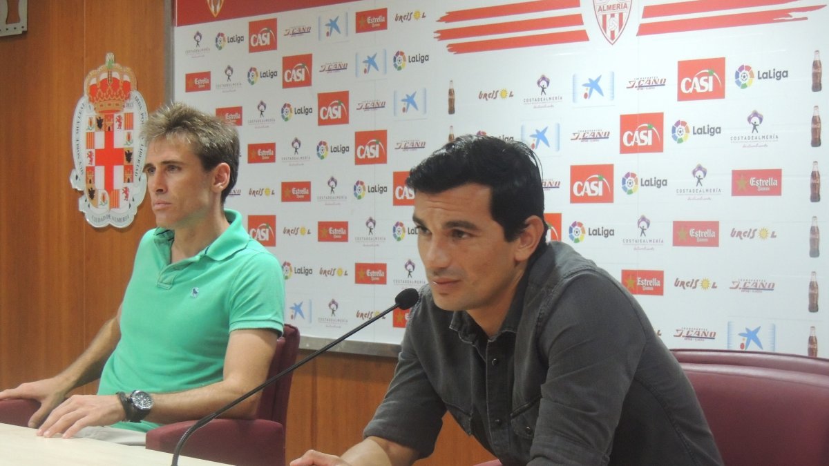 Miguel Corona y Tino Costa en la presentación.