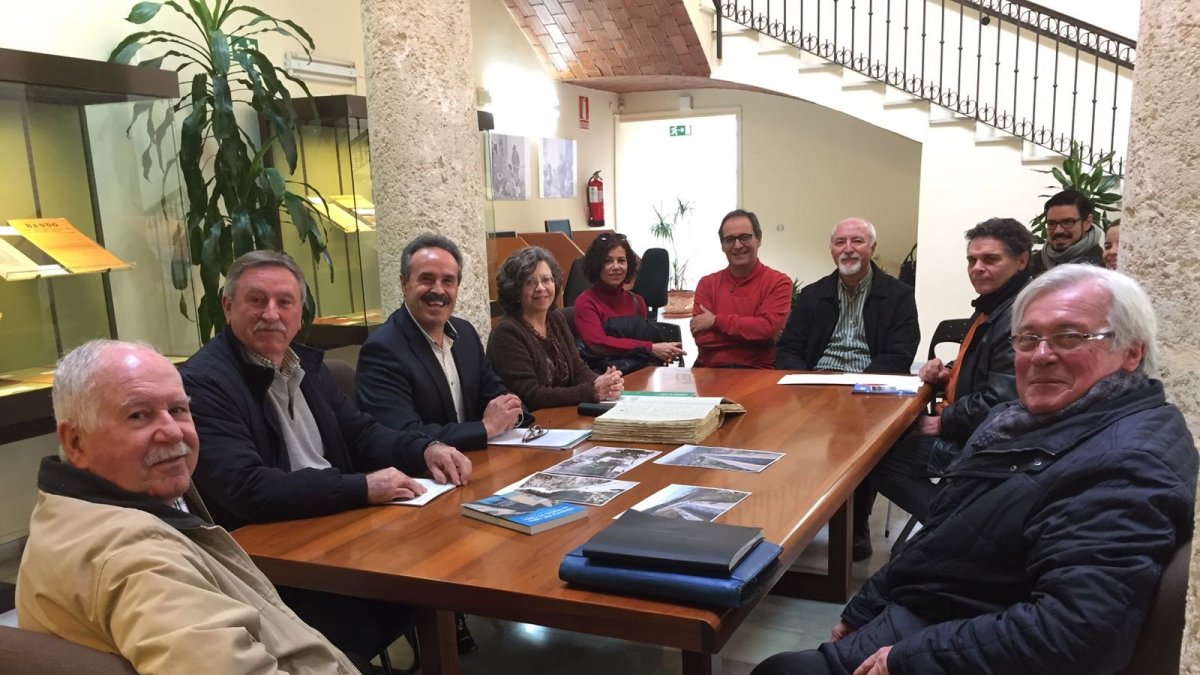 Presentación del documento del mes, ayer.