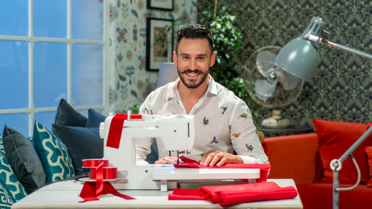 Antonio, el almeriense de Maestros de la costura. (Foto: RTVE)
