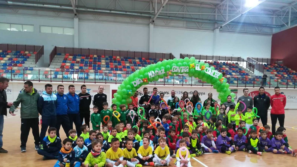 La gran familia del fútbol bebé.