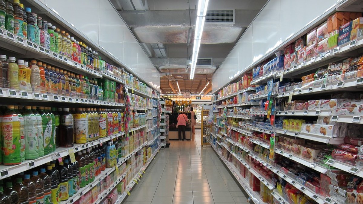Los alimentos ultraprocesados también suben el riesgo de padecer un cáncer.