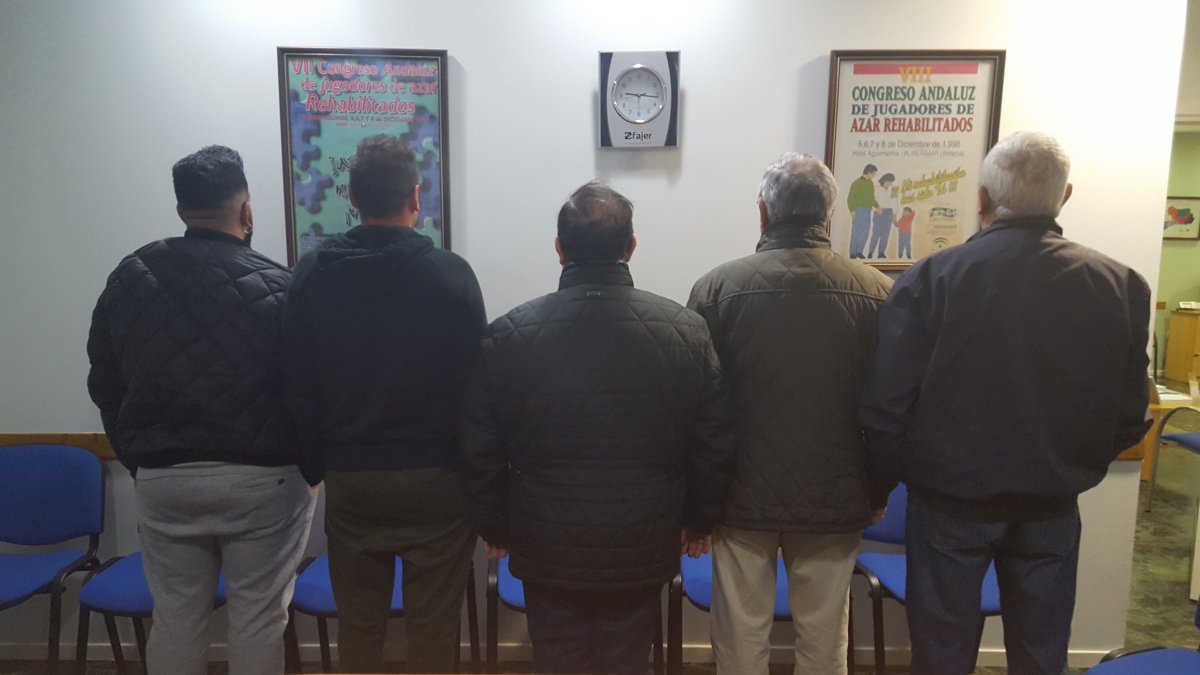 Antiguos jugadores en una reunión de apoyo.