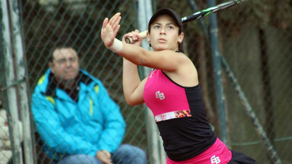 Silvia Vargas en acción.