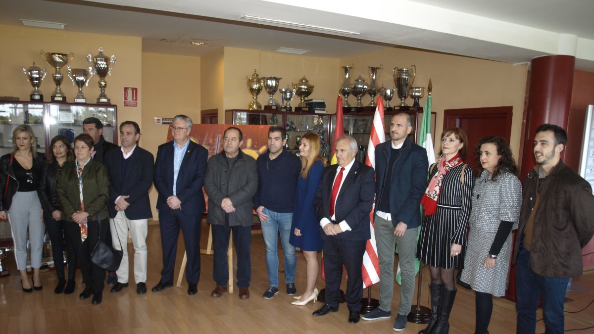 Foto de familia de los miembros de la Fundación.