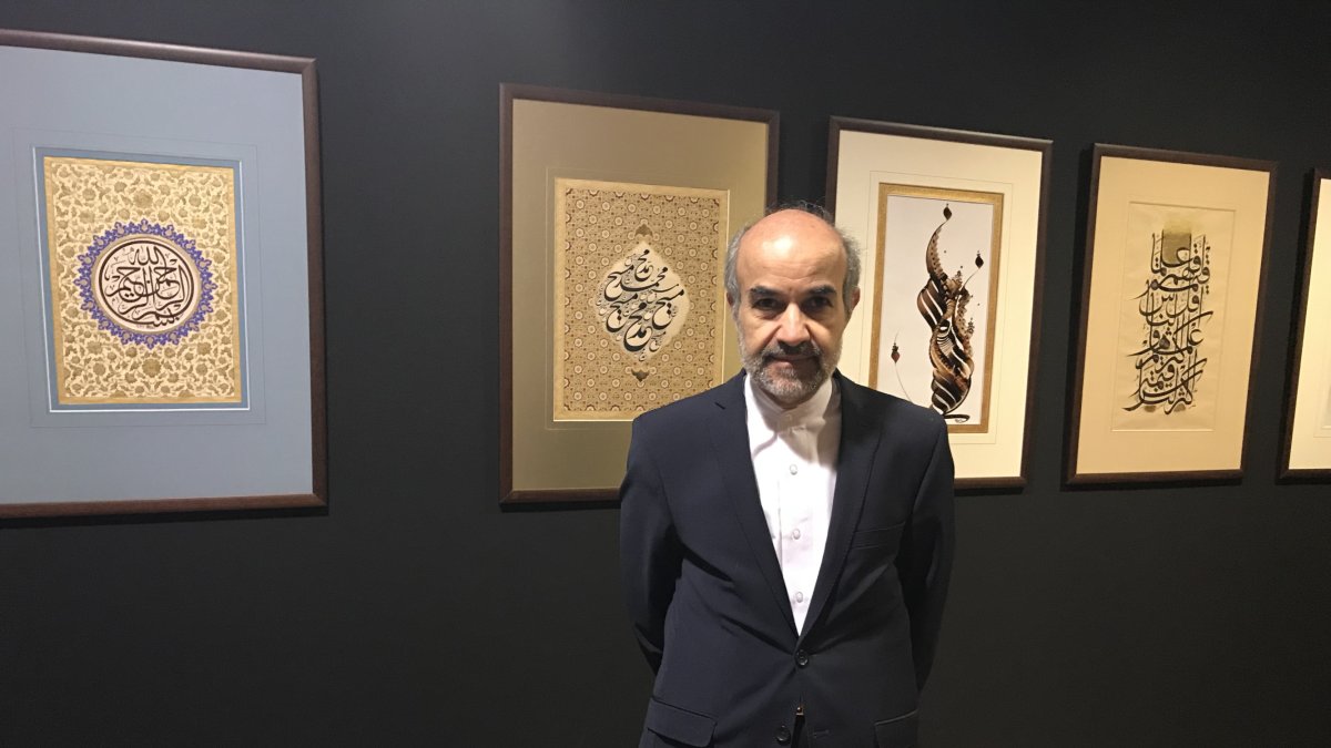 El embajador iraní, Mohammad H. Fadaifard en el Museo de Almería.