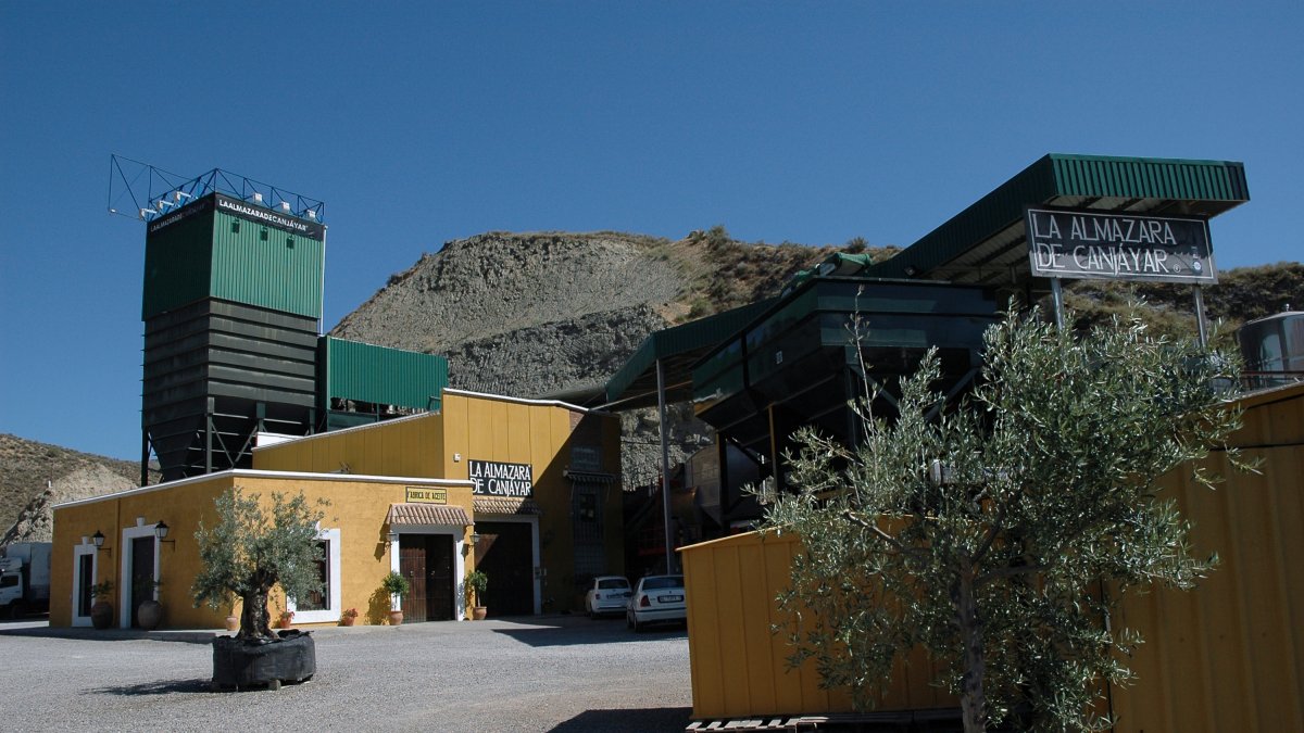 La Almazara de Canjáyar produce el mejor Aceite Virgen Extra.