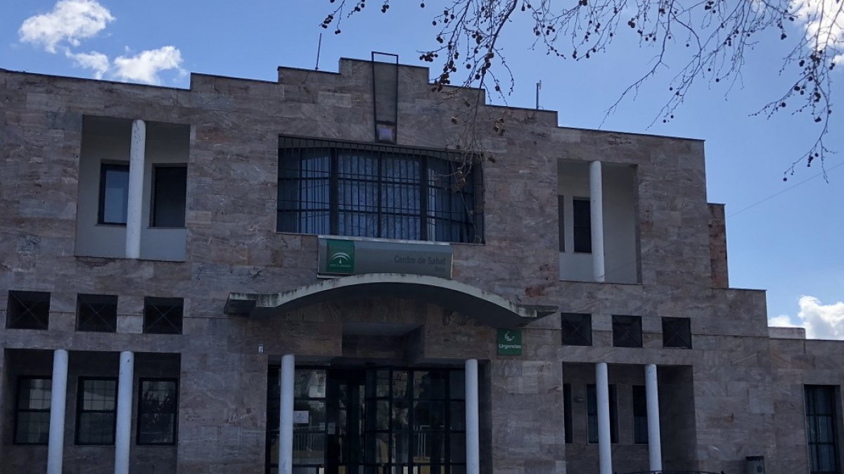 Fachada del Centro de Salud de Berja.