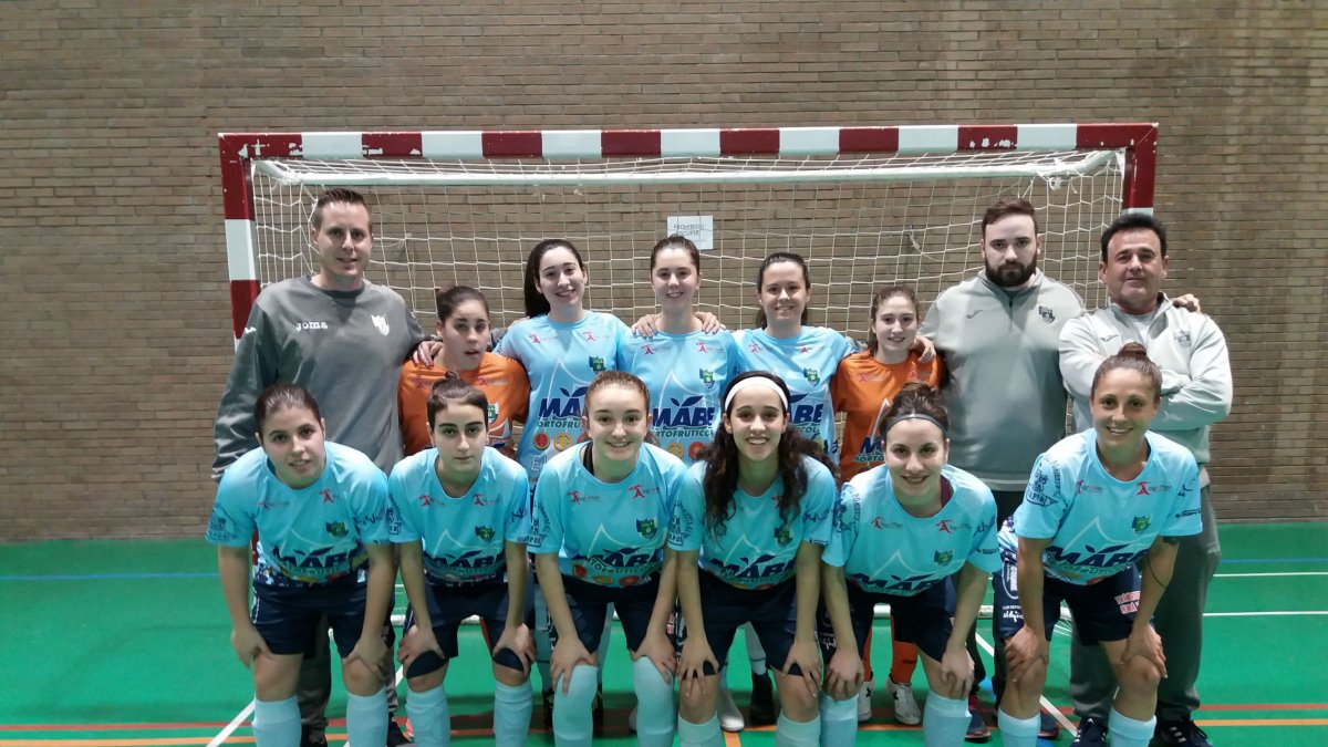 Plantilla y cuerpo técnico del CD El Ejido FS femenino.