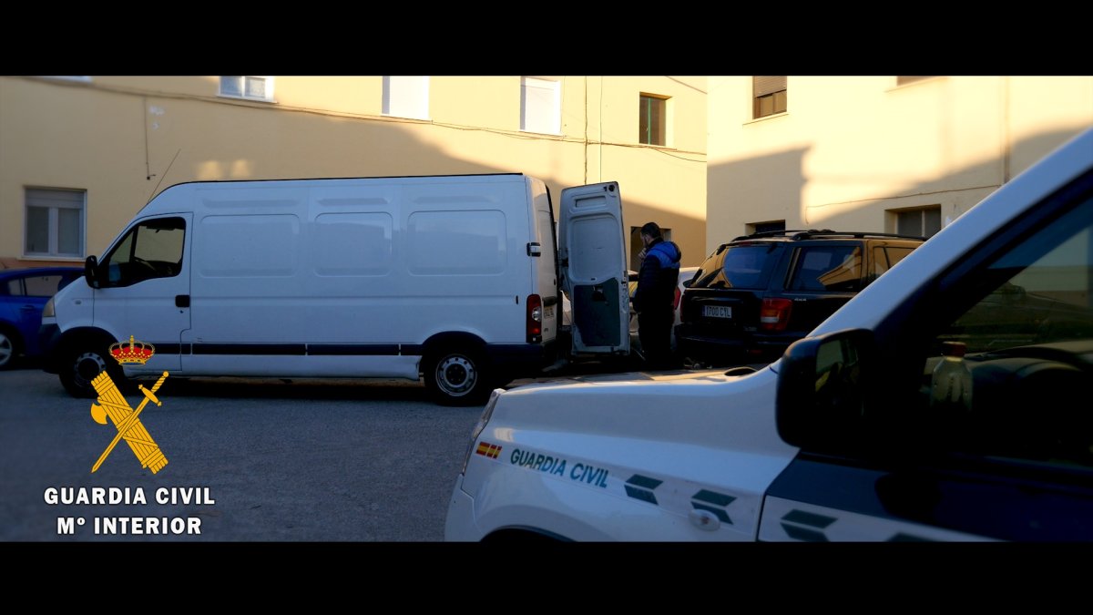 Agentes durante la Operación Estribera, desarrollada en el Poniente almeriense.