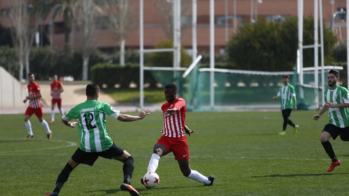 Sekou lleva una segunda vuelta sensacional.