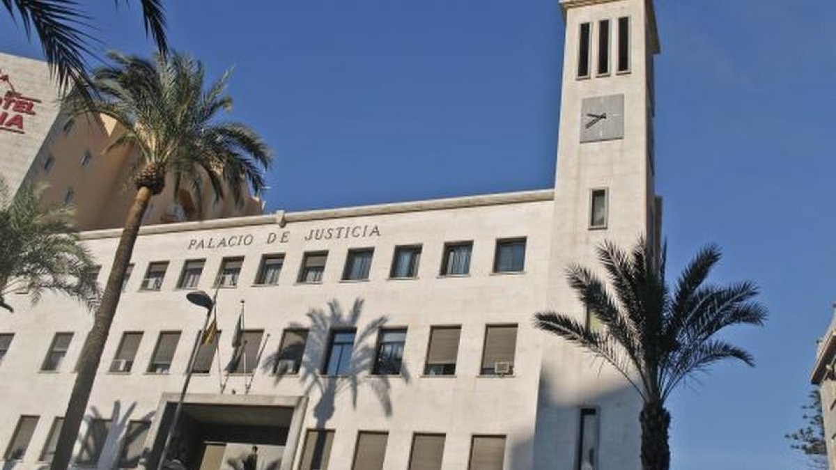 Edificio de la Audiencia Provincial de Almería, sede de la Fiscalía Provincial