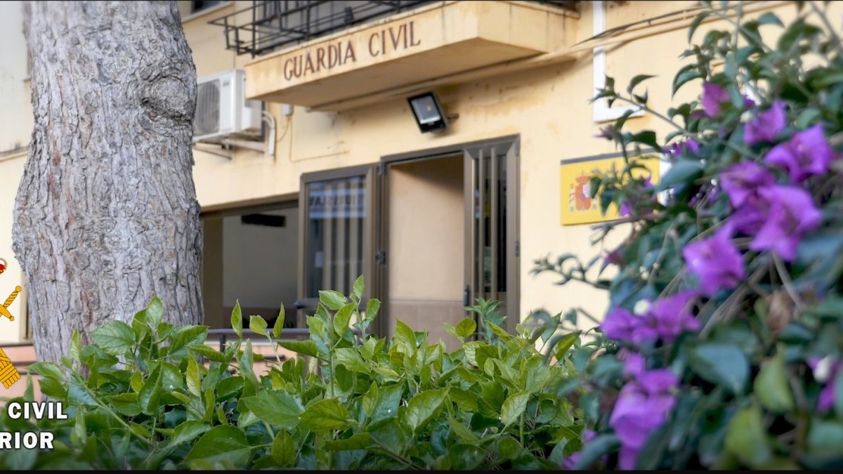 Cuartel de la Guardia Civil de Roquetas de Mar