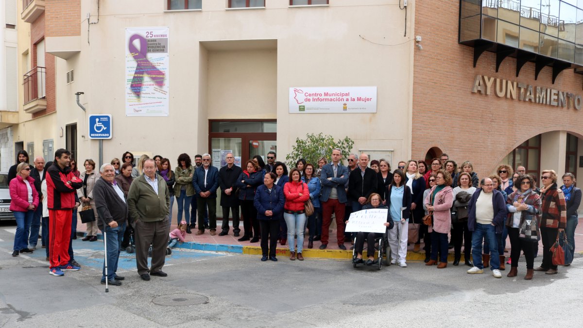 Concentración ayer en el municipio de Albox.