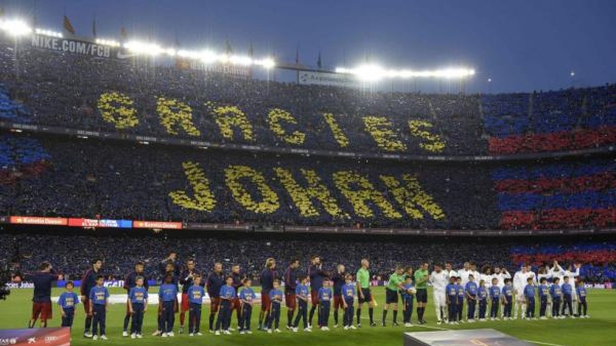 Homenaje a Johan Cruyff en el Camp Nou.