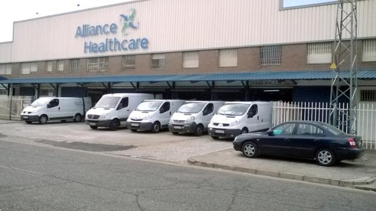Almacén logístico de Alliance desde el que ya distribuye medicamentos a diario en las farmacias almerienses.