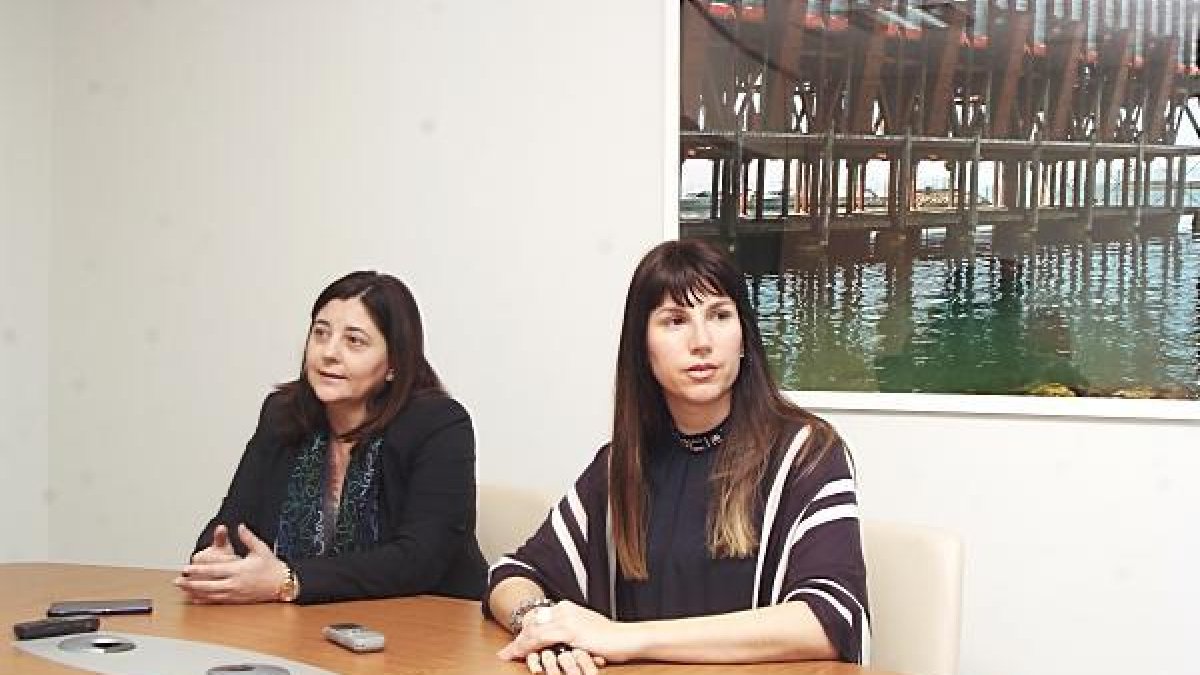 Isabel Gómez y Rosalía Navarro