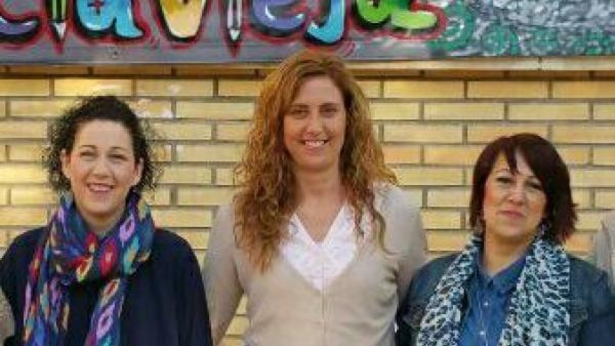 Fotografía de representantes de la AMPA Murgi.