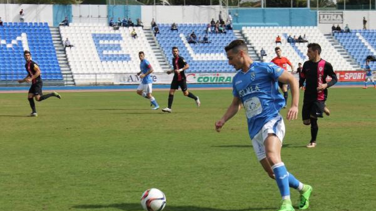 Una jugada del partido.