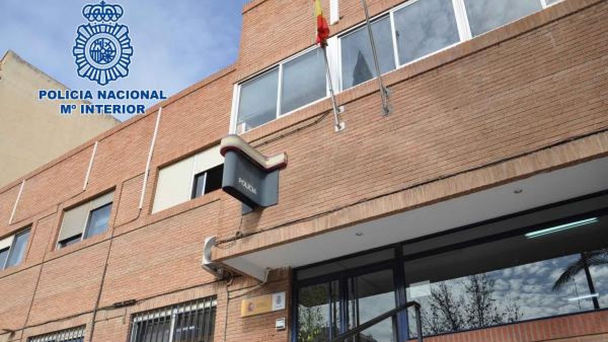 Fachada de la Comisaría de Policía Nacional de El Ejido.