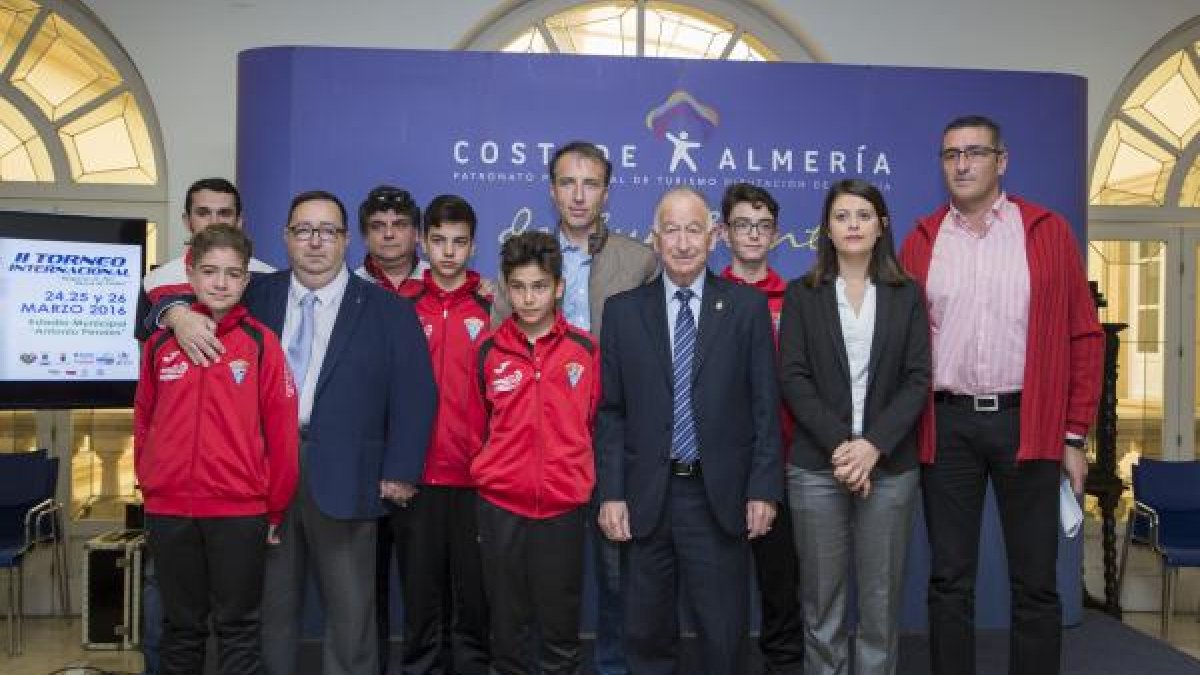 Roquetas volverá a vivir la pasión por el fútbol.