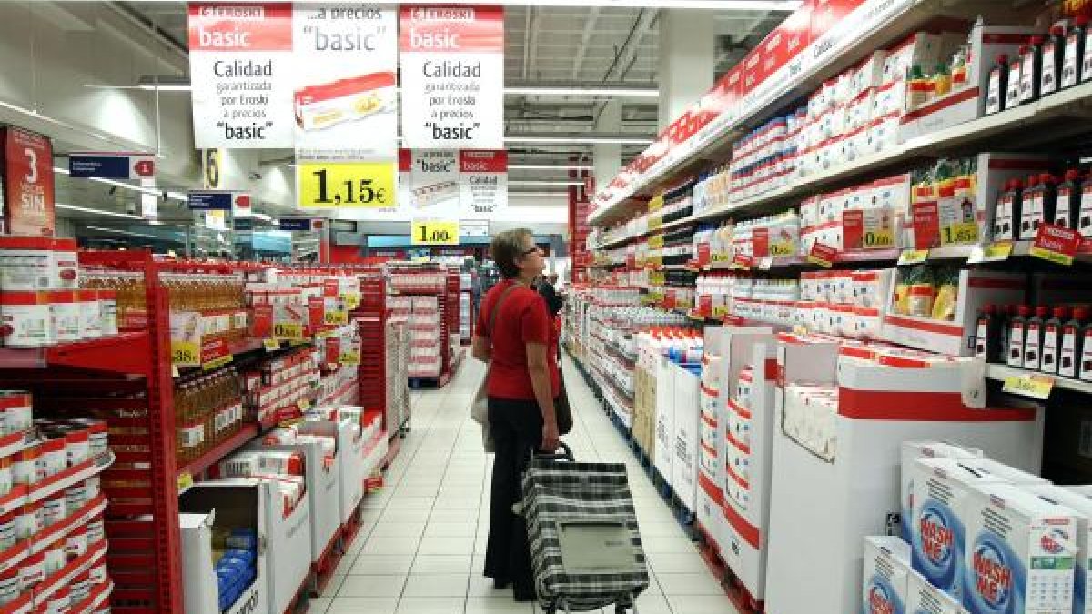 Los supermercados costeros son los que más adaptan su oferta a extranjeros.