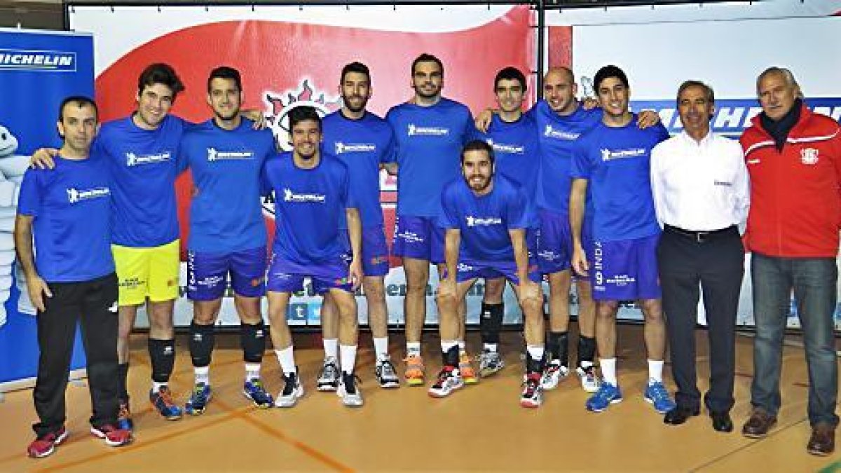 Los chicos de Juanichi siguen en todo lo alto.